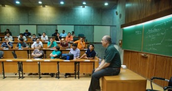 iim-a-ahmedabad-how-case-method-learning-experience-combine-in-pgpx-to-create-mbas-the-industry-is-wants-one-year-mba-in-india-for-executives-1