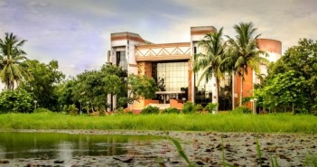 Engineers Make Up Entire Class of One Year MBA (PGPEX) Program At IIM Calcutta iimc-one-year-full-time-mba-pgpex-class-of-2017-engineers-form-96-of-class-profile-fee-structure-eligibility-criteria-admission-process-placement