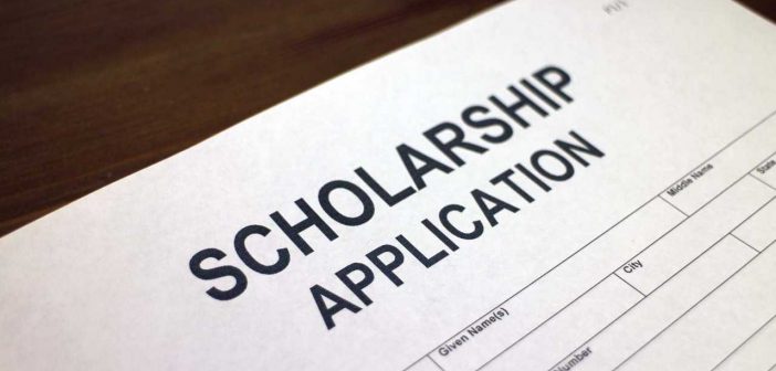 international-mba-students-fund-your-studies-through-scholarships-mba-aspirants-student-loan-roi-raise-fund-fees